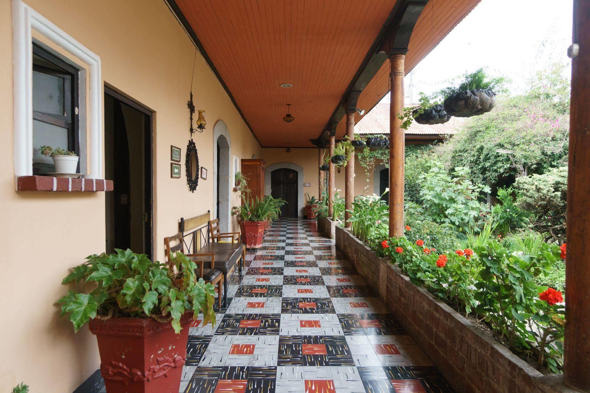 Hotel Modelo Quetzaltenango Exterior foto